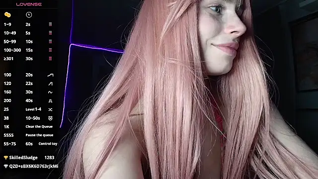 PieraMarch live XXX chat