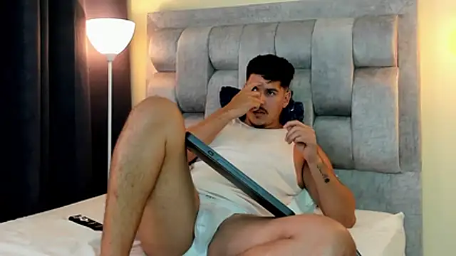 Živý XXX chat victor_vixen