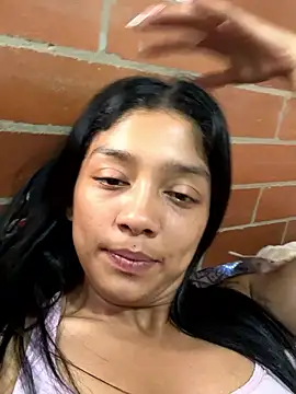 Vinaaly_n Live XXX chat