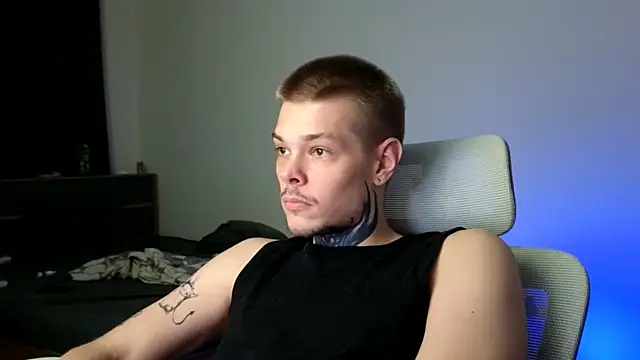 DENIS_HERE Live XXX Chat