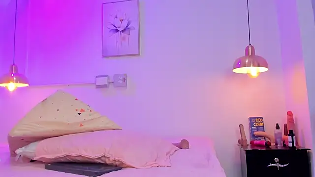 Kimberlyy- Chat XXX live