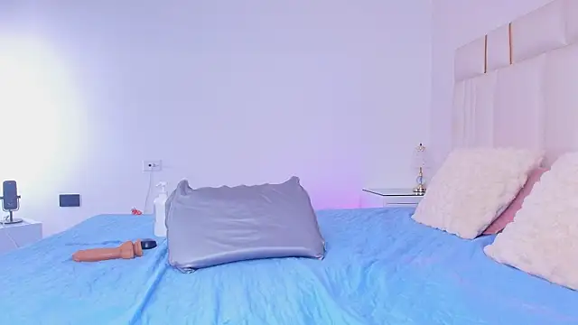 alanarose18のライブXXXチャット