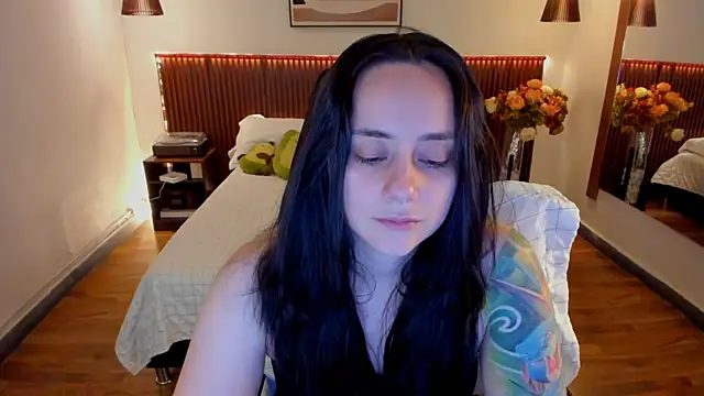KatherineBond Chat XXX in diretta