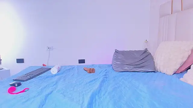 XXX chat uživo modela alanarose18