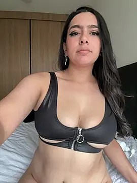 Nicollemays Adlı Modelin Canlı XXX Sohbeti