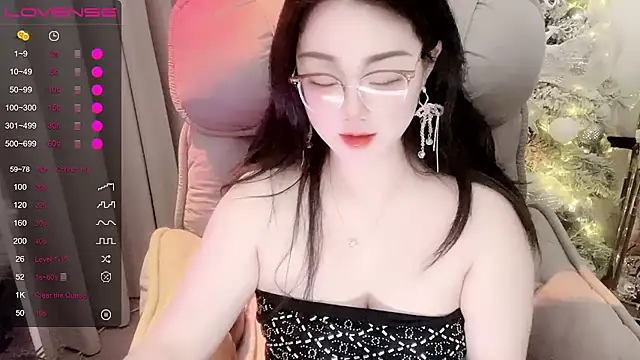 Monica-666888- Show Webcam