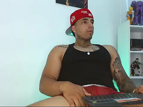 Jacobb_Phoenix Show in webcam