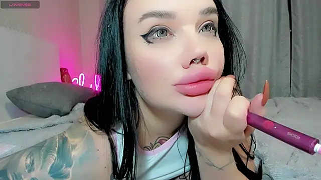 Aira_vi Chat XXX in diretta