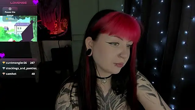 t0riayun0's Live XXX Chat