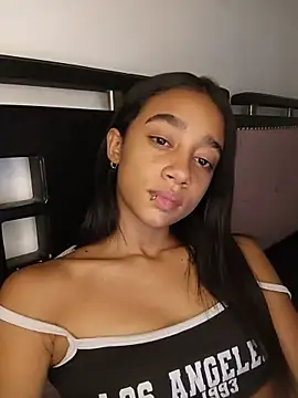 Zoe_Sweett18: вебкам-шоу