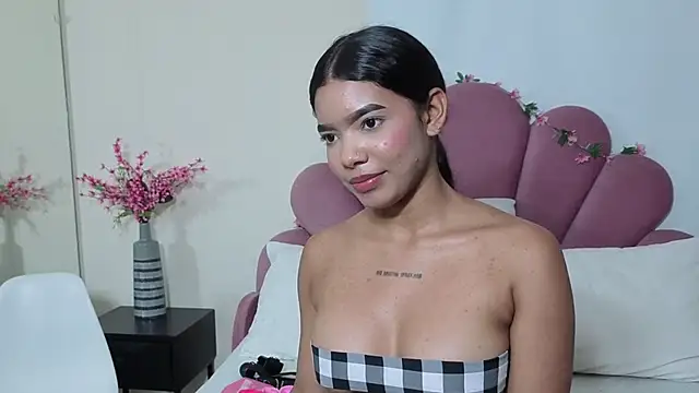CatalinaED Chat XXX in diretta