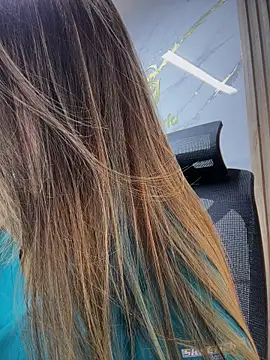 alicee16 – Naživo XXX chat