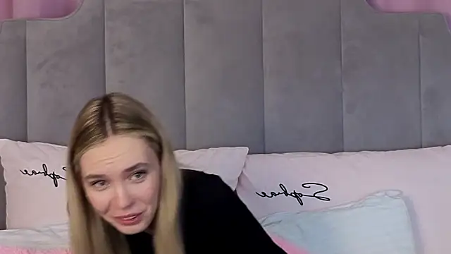 Živý XXX chat NikkiRyx