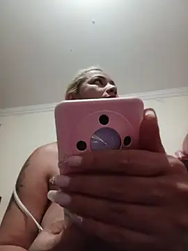 Chat +18 de _Zoe_777 ao vivo