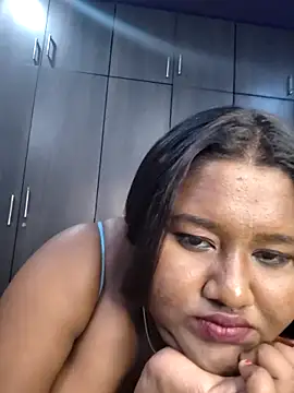 horny_diana 现场XXX聊天
