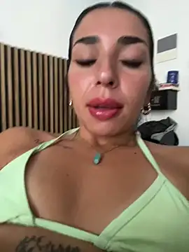 Show de sweetbrunette22 na webcam