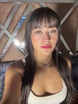 Im_Luuu's Live XXX Chat