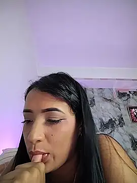 SaharQamar élő XXX-chatje