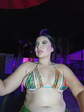 دردشة Pretty_Julieta الجنسية المباشرة