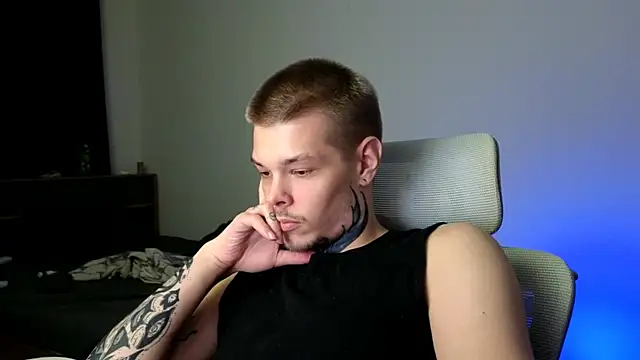 DENIS_HERE Live XXX-chat