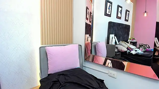 MonzerratBoyer's Webcam Show