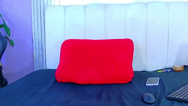 XXX chat uživo modela aliisonn_cooper