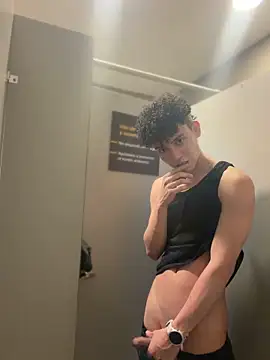 yoursexyjose Show Webcam