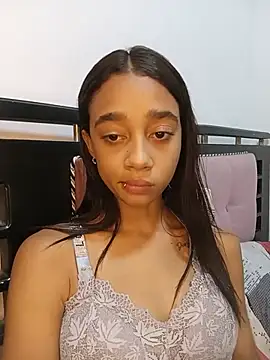 Zoe_Sweett18's Webcam Show