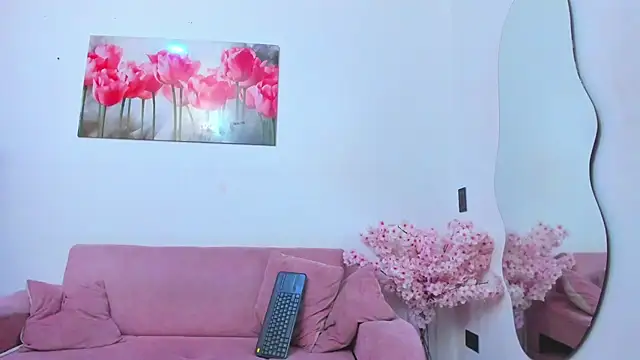 pinky_f00x 即時 XXX 聊天