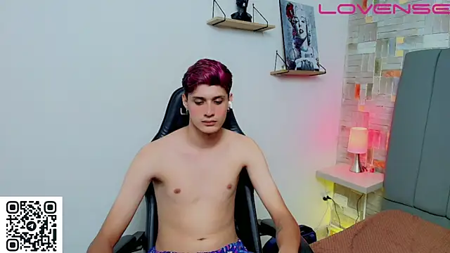 הופעת וובקאם של flaquito___