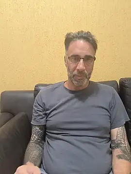 Show modela Tiojhonny na web-kameri