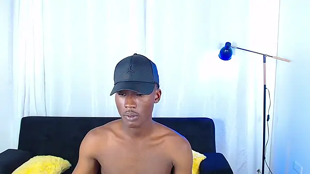 alexaandro18 Show Webcam