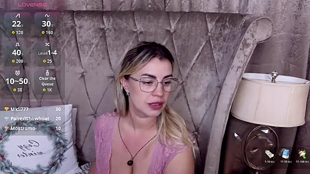 Chat +18 de BustyGizelle ao vivo