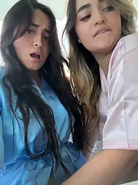 Show modela Antonella_Julieta na web-kameri