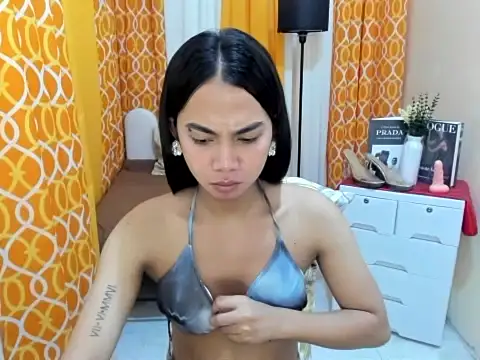 TsAlexa_Blaire Show in webcam
