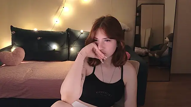 צ'אט XXX בשידור חי של Elis_bb