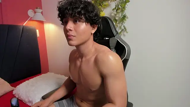 Chatroom XXX en direct de latin_beast4