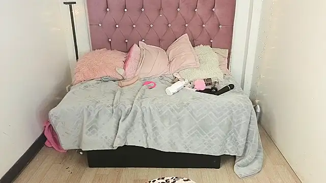lizha_milf: απευθείας συνομιλία ΧΧΧ
