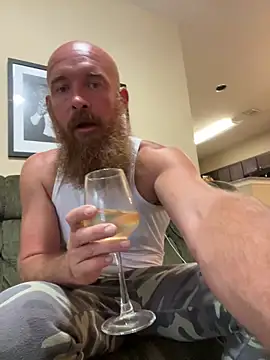 32XRedBeardのウェブカメラショー