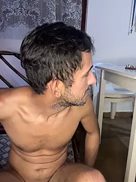 BengalasCB Adlı Modelin Canlı XXX Sohbeti