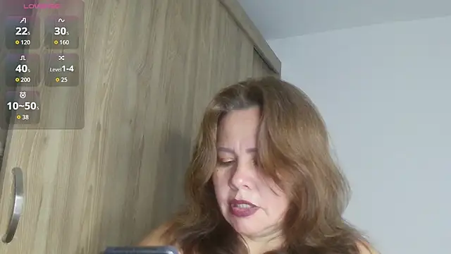 dulce_anahi_ 即時 XXX 聊天
