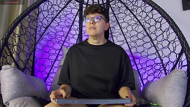 Czat XXX na żywo – alex_noa