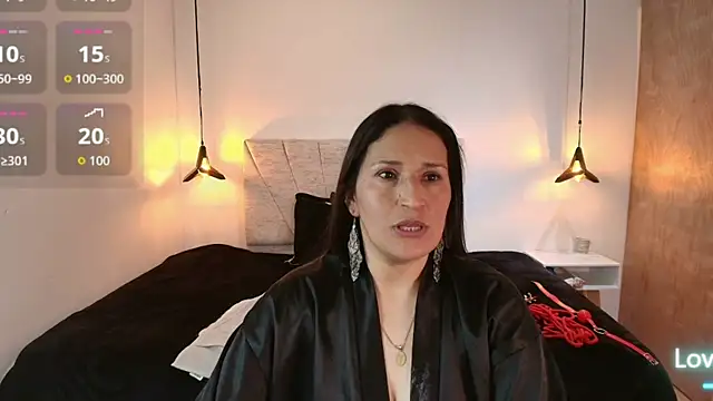 Czat XXX na żywo – Barbara_fox__