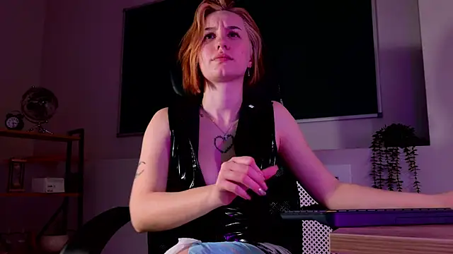 ClaireMathis élő XXX-chatje