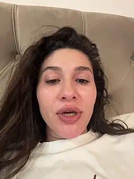 IrisBlues Chat XXX live