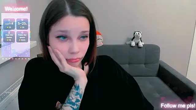 צ'אט XXX בשידור חי של Kitten_Alissa