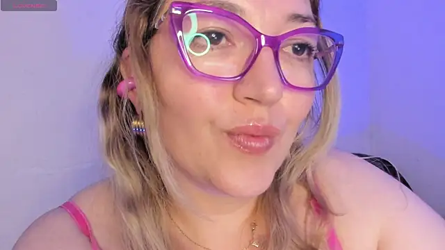 Naty_Mature_'s Live XXX Chat