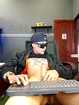 Chat +18 de maxwell_crazy1 ao vivo
