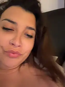 Novababy18 – Naživo XXX chat