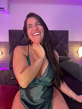 Chatroom XXX en direct de Zafira_Alabi